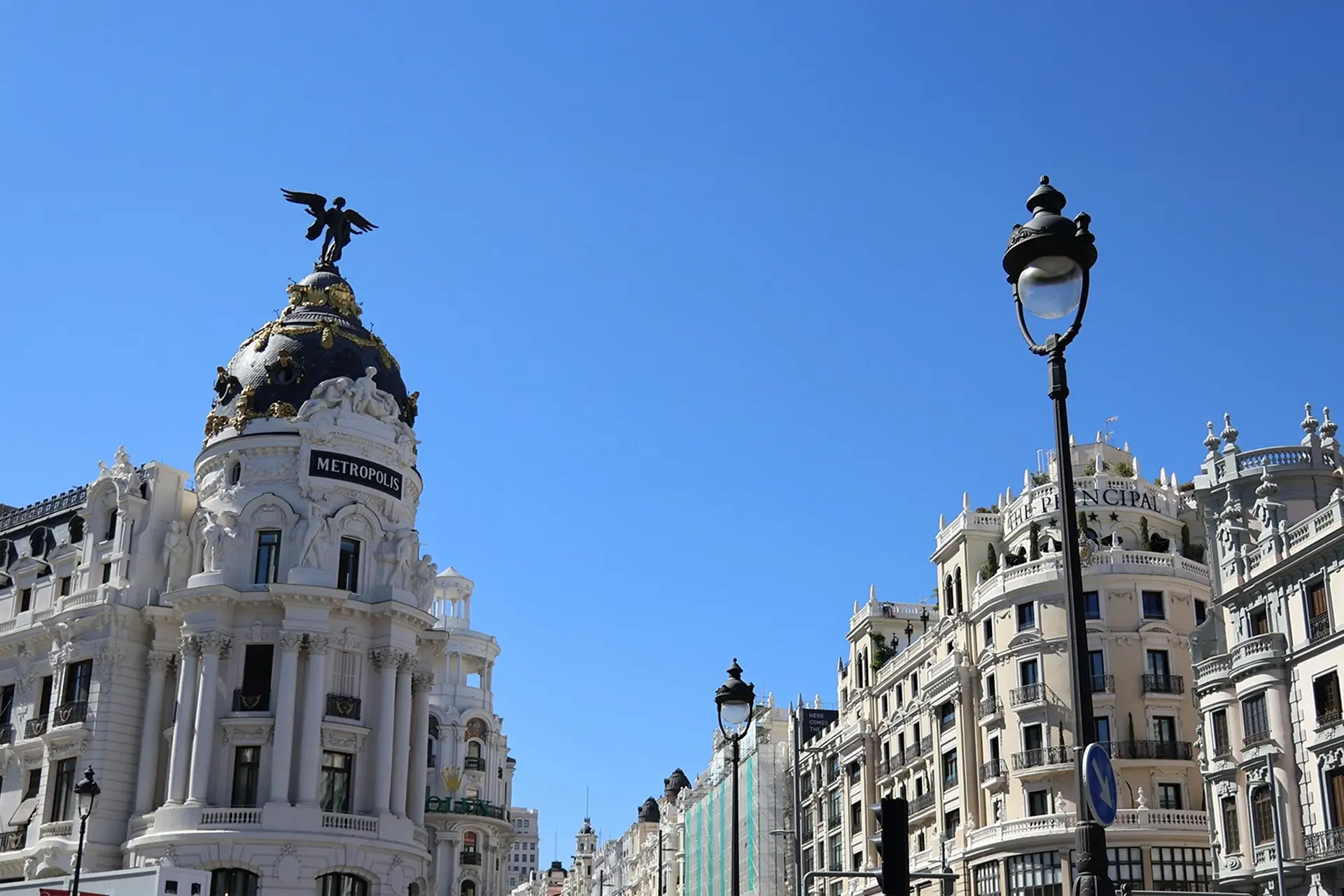HowRmedia, edificio Metropolis en Madrid, Agencia de medios en Madrid