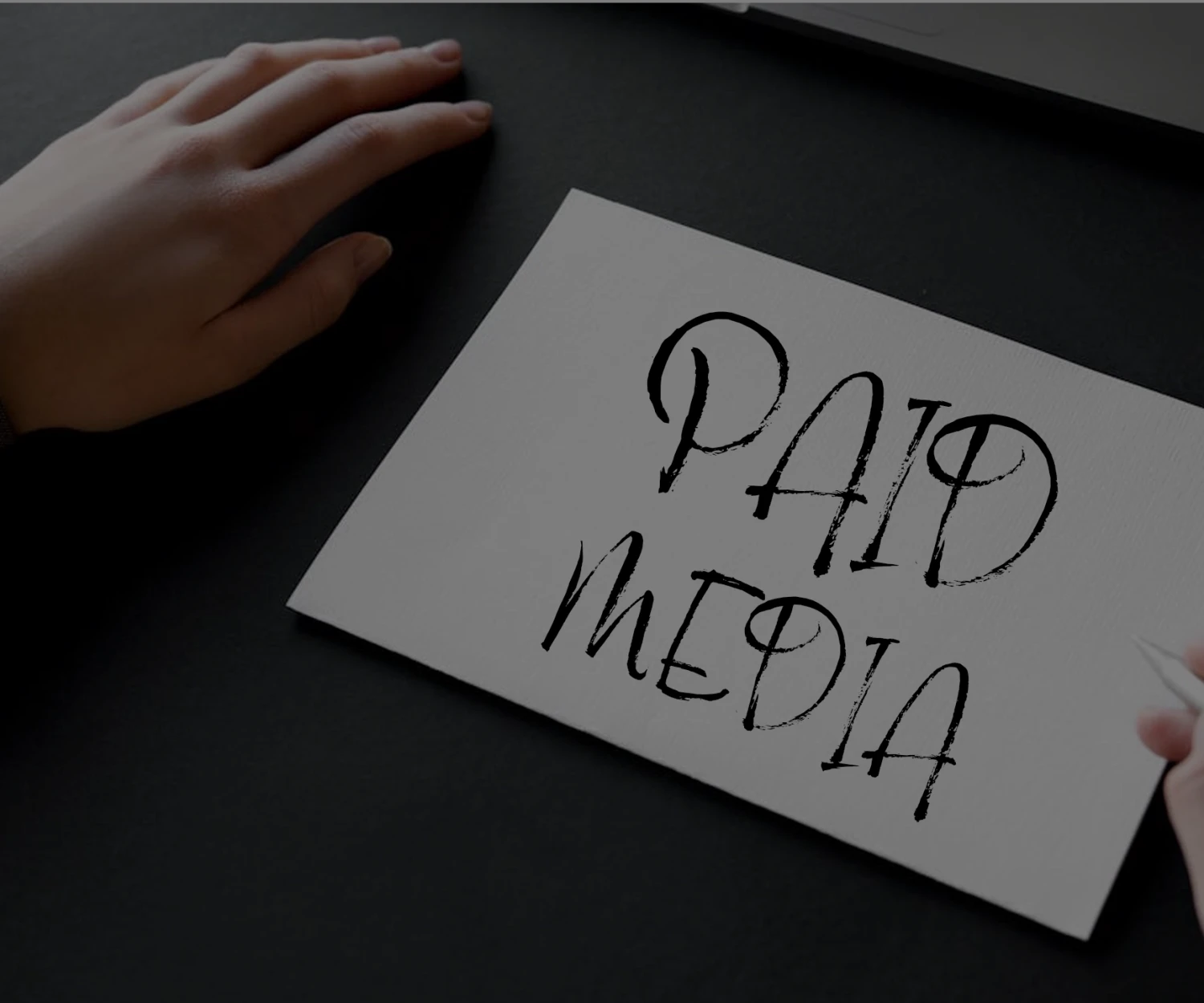 Artículo de HowRmedia sobre PaidMedia